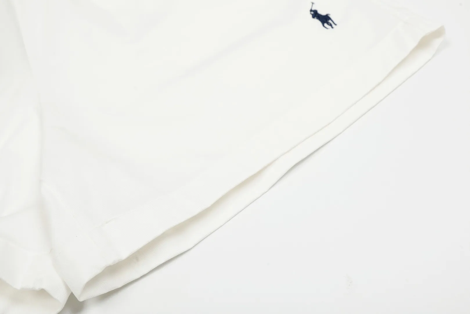P166 💰 "Top quality" Style number: 1102# [Ralph Lauren Paul small label war horse basic classic shorts] ✅Ralph Lauren Ralph Lauren dopamine war horse small label outdoor shorts ✅Summer fresh, classic and versatile drawstring basic classic shorts ✅Lazy style must-have item The upper body has a fresh feeling ✅Nylon silk floss is smooth and soft, highly breathable and not stuffy ✅Specialized for platform live broadcast, wholesale entity, summer running volume ✅Simple and easy to match, light American style, super great ✅Standard for summer, small and sexy is YYDS, a must-have for petite girls. Size: S-L #Elastic waistline can be stretched. Color: Black, White, Light Blue, Off-white, Pink, Light Green, Khaki
